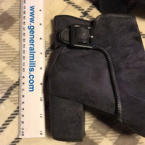 White Mountain blue suede boots - Picture 6 of 8